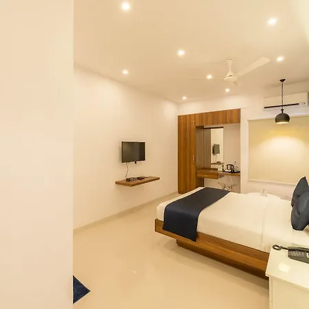 Itsy Hotels Corner Stay Coimbatore Exterior photo