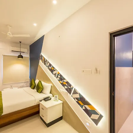 Itsy Hotels Corner Stay Coimbatore Exterior photo